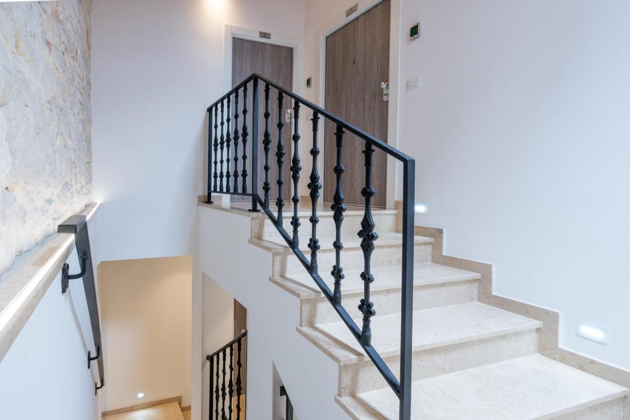 Aaa Apartments & Rooms Pula Exterior photo