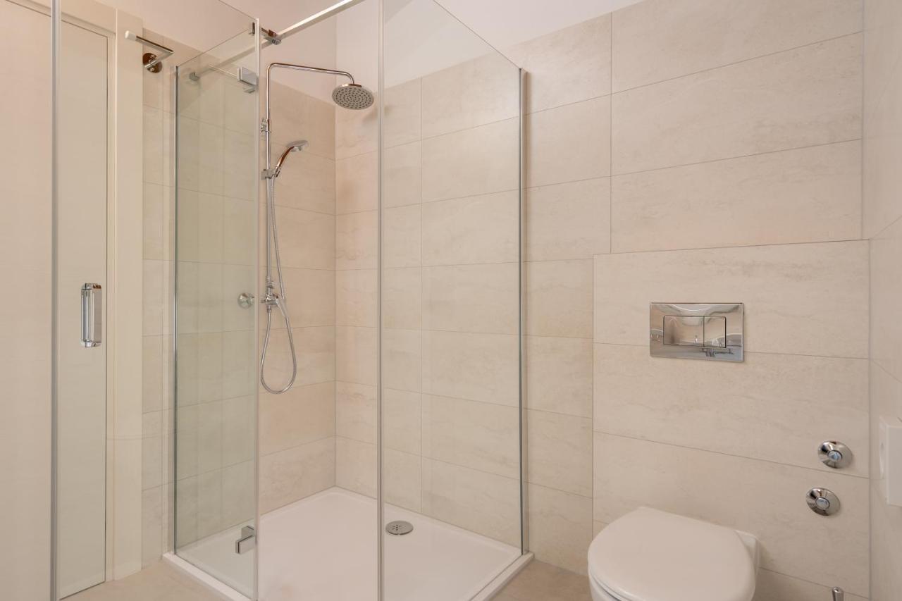 Aaa Apartments & Rooms Pula Exterior photo