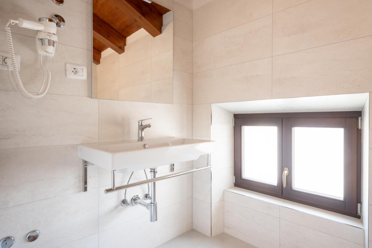 Aaa Apartments & Rooms Pula Exterior photo